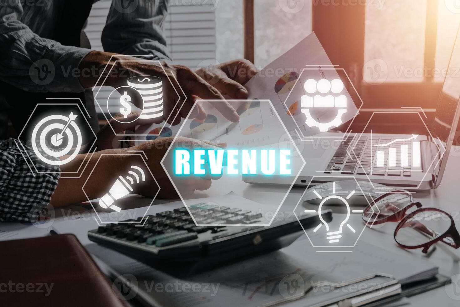 Bottom services image